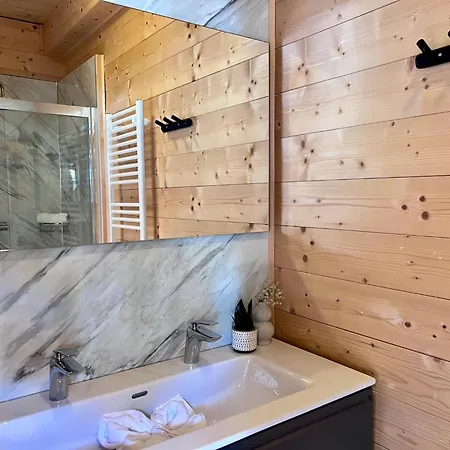 1a Holiday home *